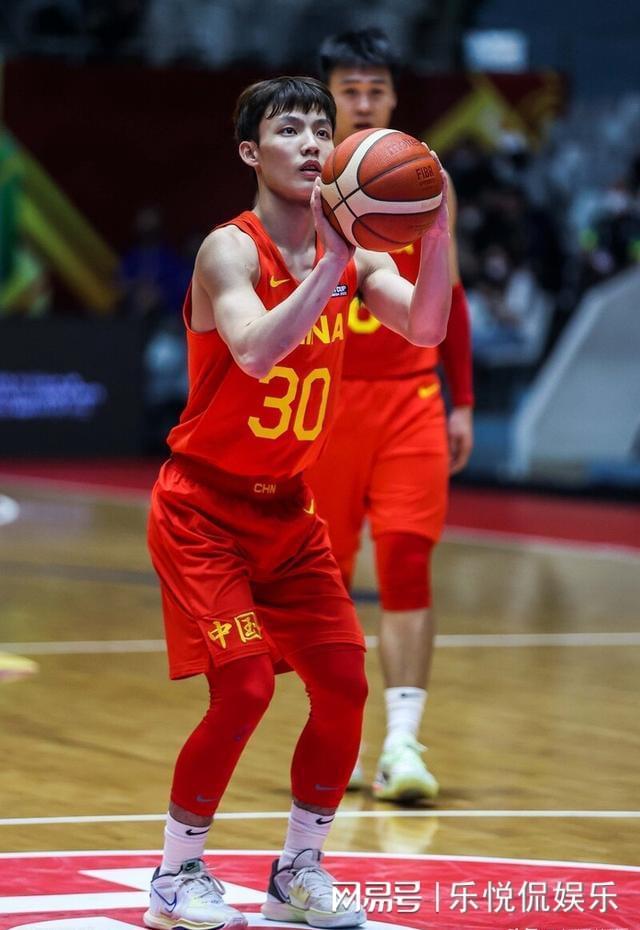 最新：莎拉波娃能重回CBA四强(莎拉波娃经典比赛)