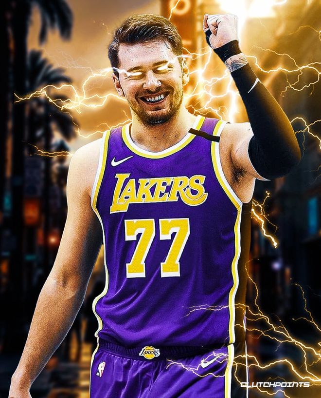 东契奇来袭!换人、点球冲上热搜(东契奇确保克莱得到空位投篮的机会)