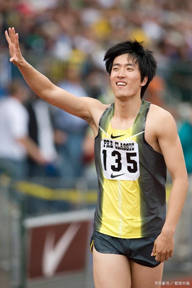 包含刘翔8次T禁赛1场6再成焦点的词条